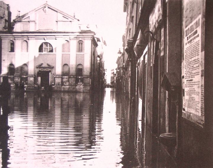 Piazza Scossacavalli
