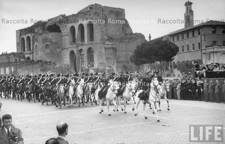 Via dei Fori Imperiali 