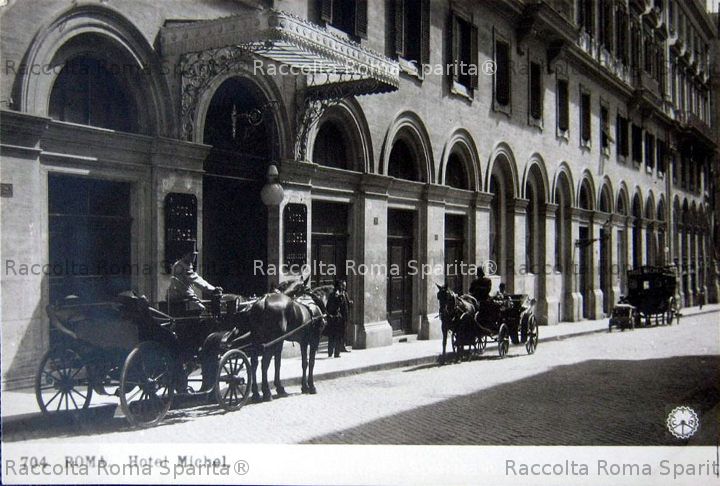 Via Torino - Hotel Michel