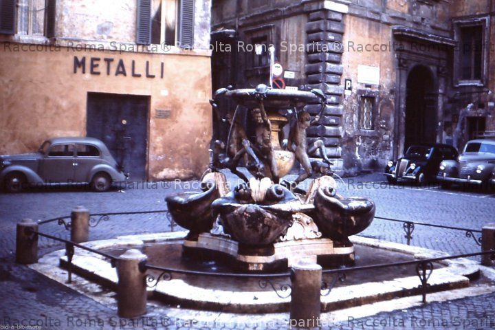 Piazza Mattei