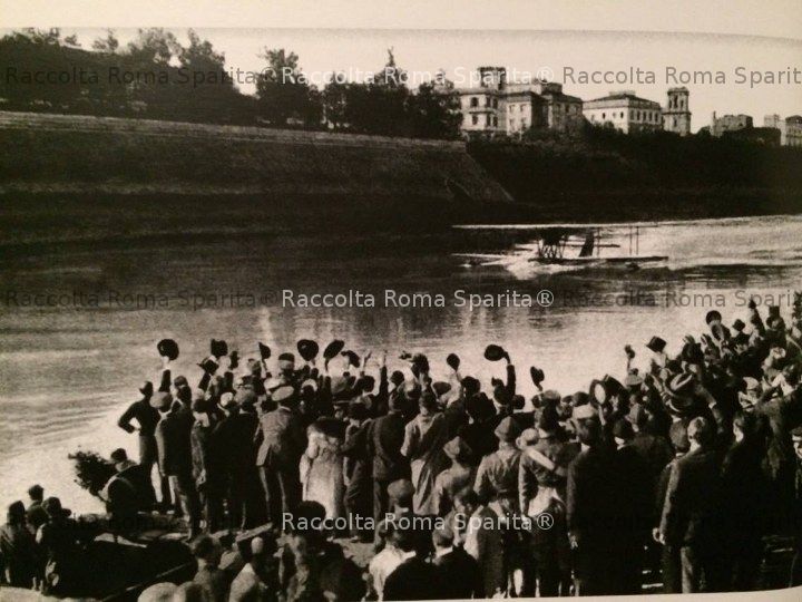 Ammaraggio sul tevere  del "Gennariello"