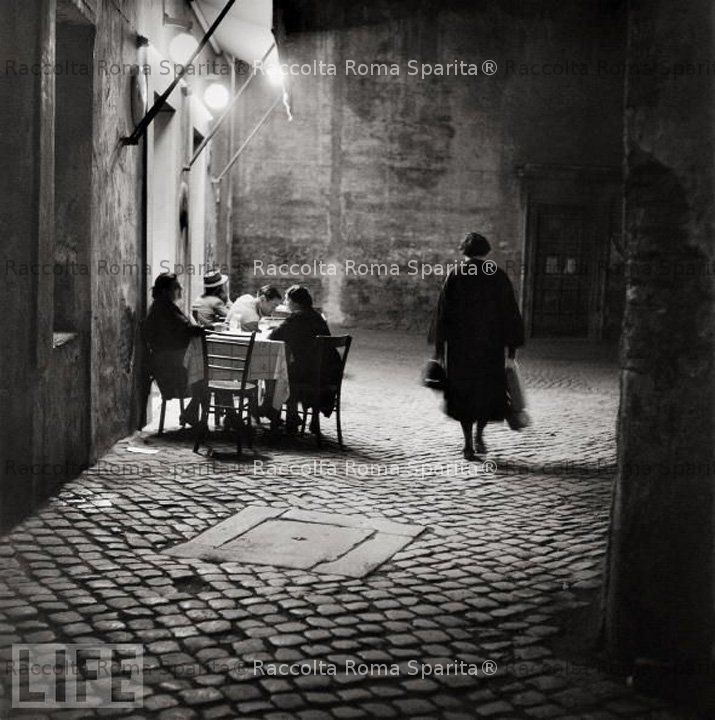 Marciapiede ristorante
