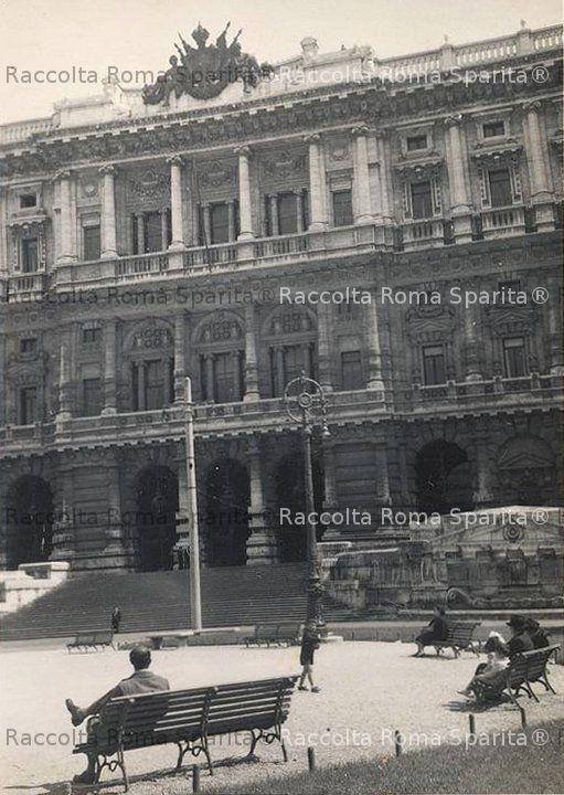 Piazza Cavour