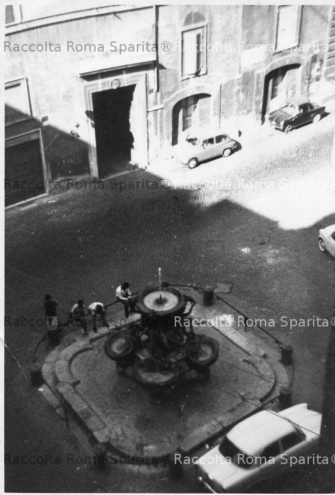 Piazza Mattei