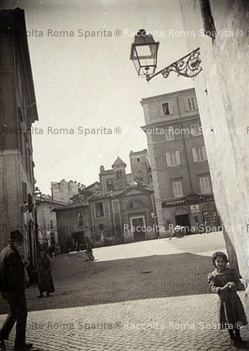Piazza di San Benedetto in Piscinula