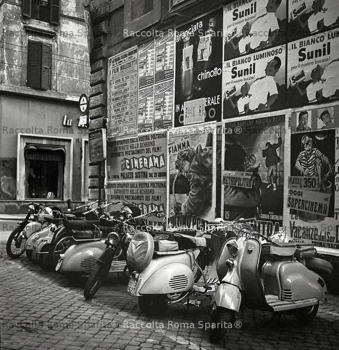 Parcheggio di moto