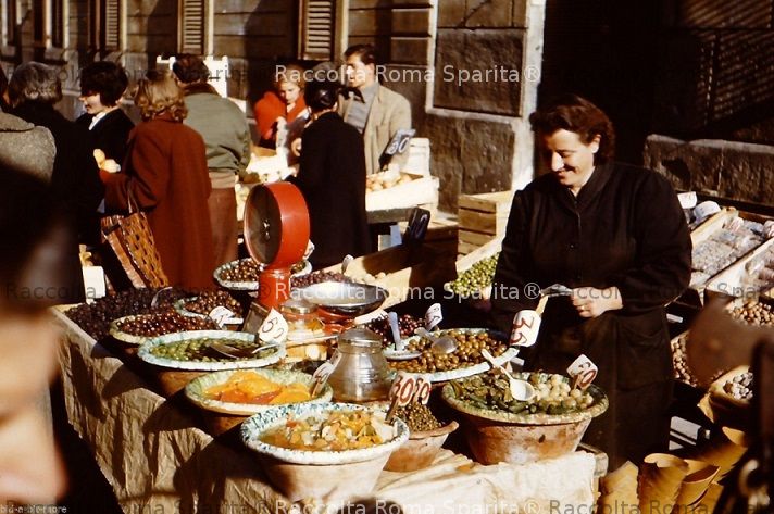 Venditrice di olive
