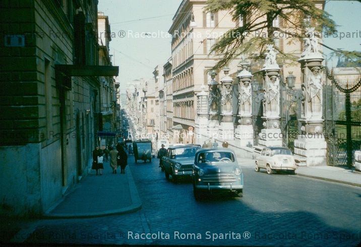 Via Quattro Fontane