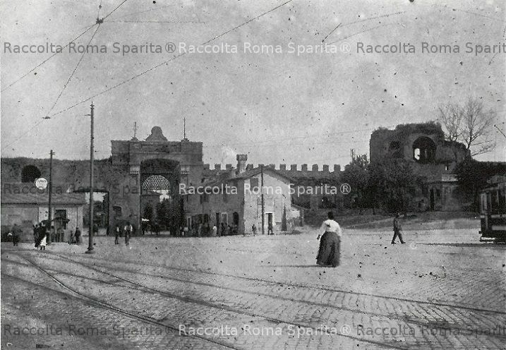 Porta San Giovanni 