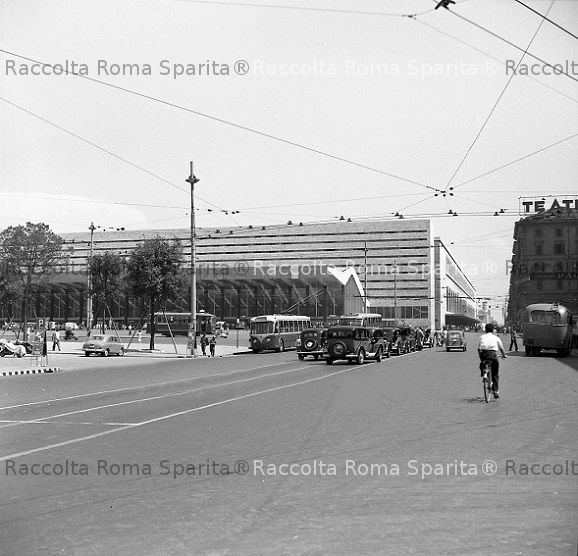 Piazza dei Cinquecento
