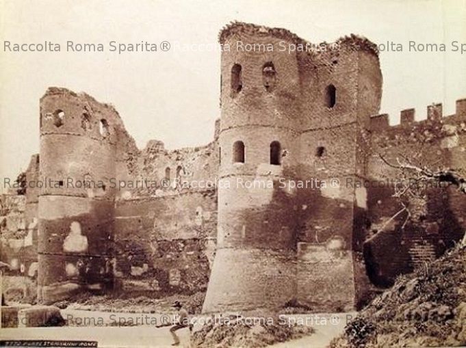 Porta San Giovanni