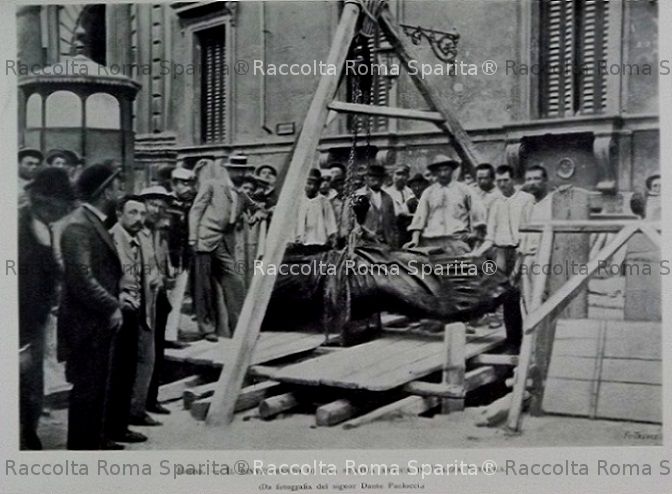 Piazza Sciarra