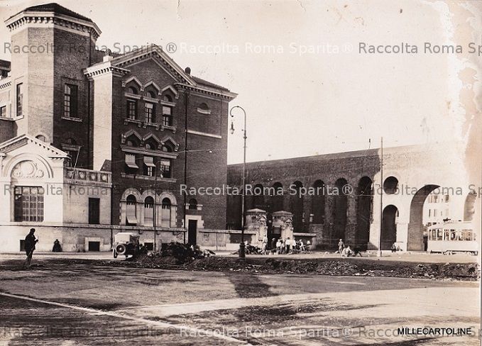 Piazza Lodi
