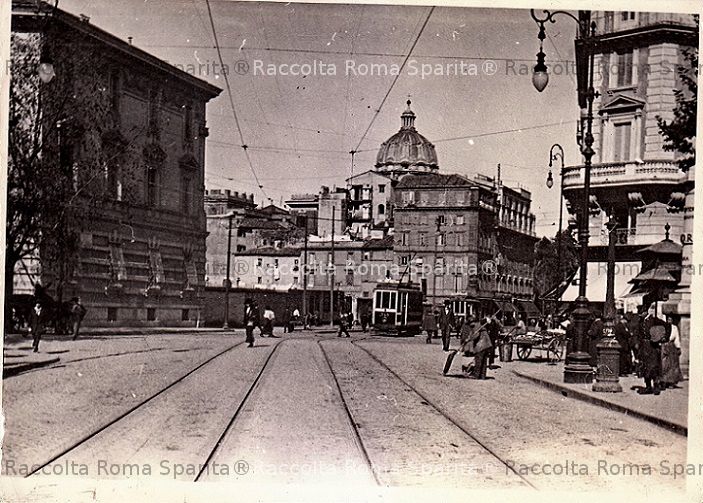 Via Arenula
