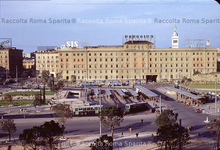 Piazza dei Cinquecento